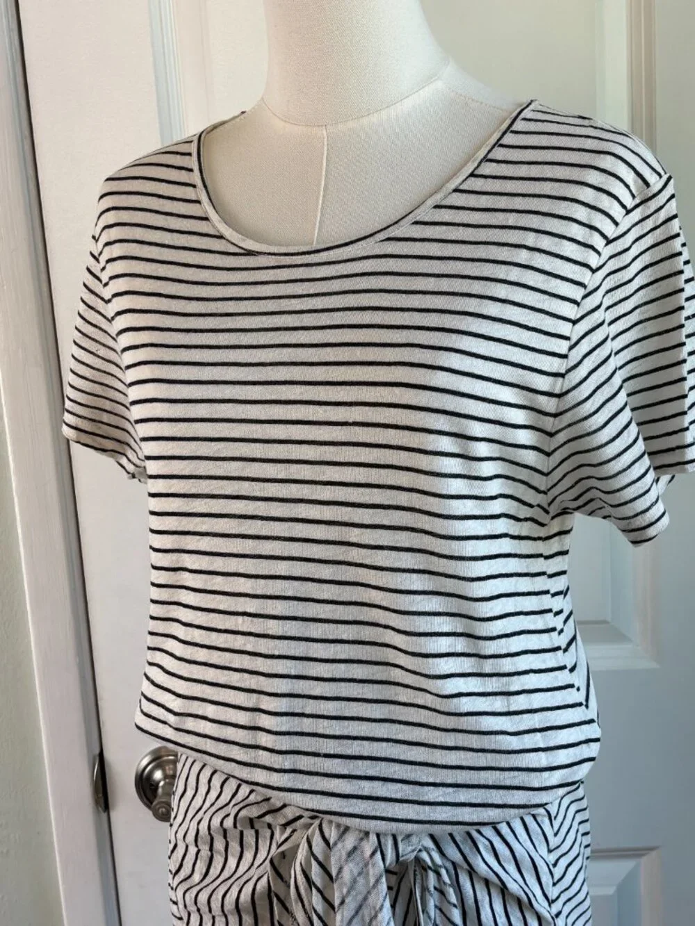 Bundle 2/$30! Dolan Left Coast Linen Stripe Ruched Dress Size Small EUC - Picture 4 of 13